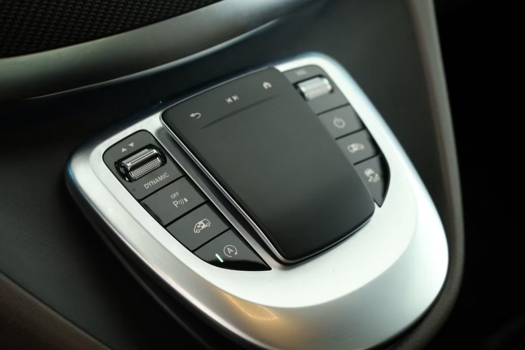 Mercedes-Benz V 300d 4MATIC - foto 14
