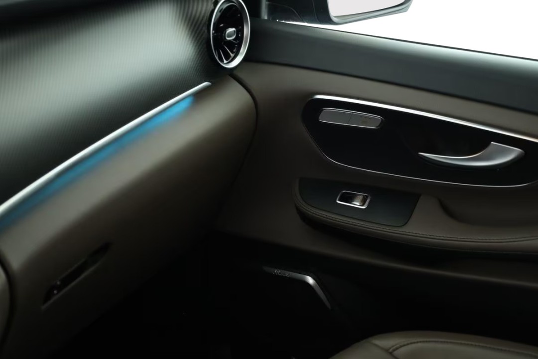 Mercedes-Benz V 300d 4MATIC - foto 21