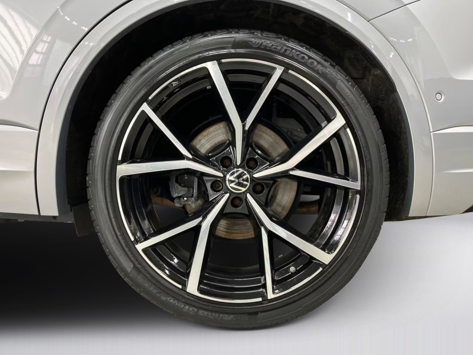 Volkswagen Touareg R-Line - foto 9