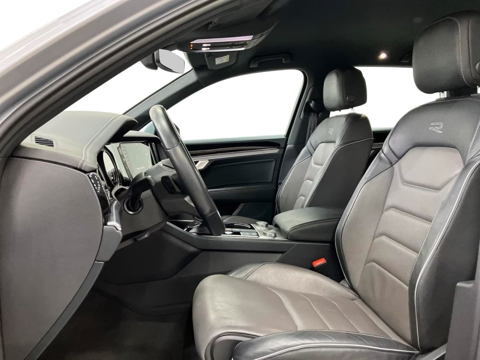 Volkswagen Touareg R-Line - foto 6