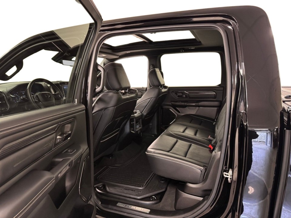 Dodge RAM 1500 - foto 10
