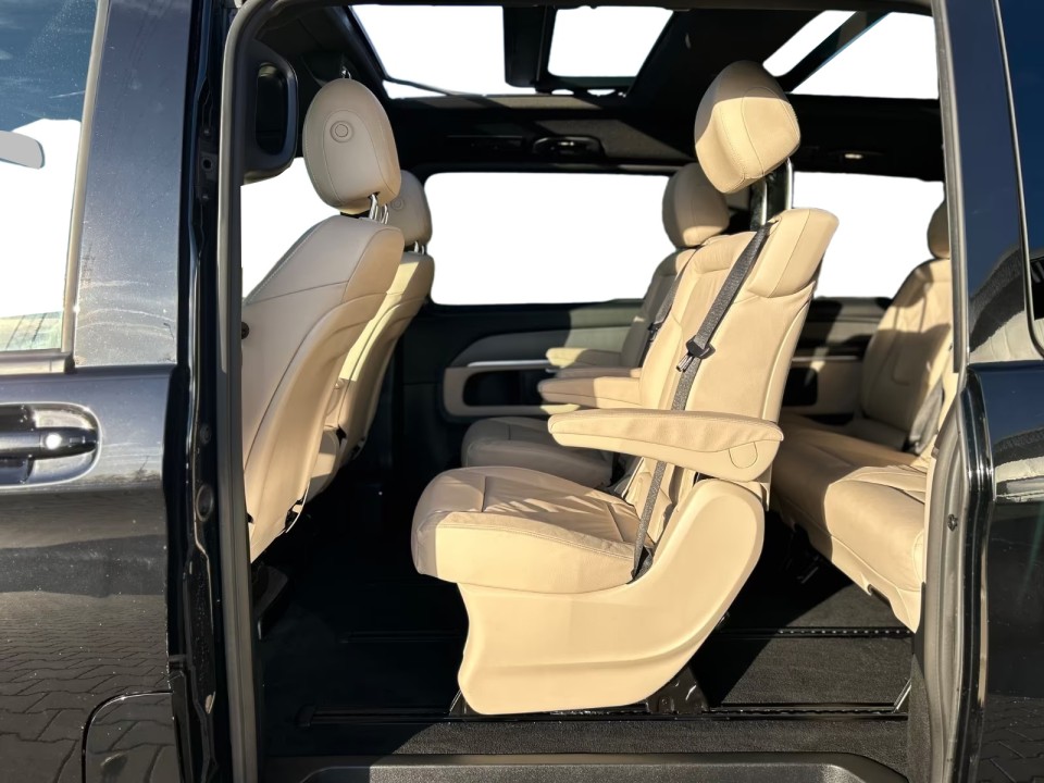 Mercedes-Benz V 300d 4MATIC AMG - foto 8