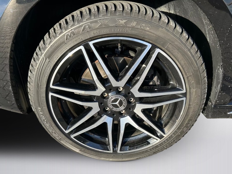 Mercedes-Benz V 300d 4MATIC AMG - foto 24