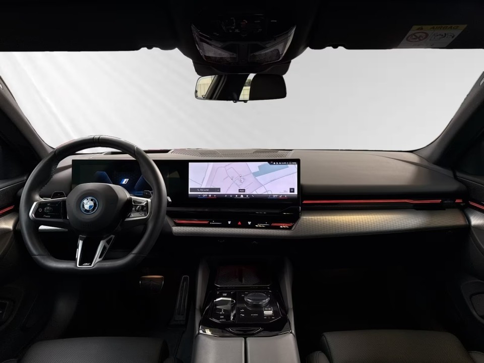 BMW Seria 5 530e M-Sport - foto 7