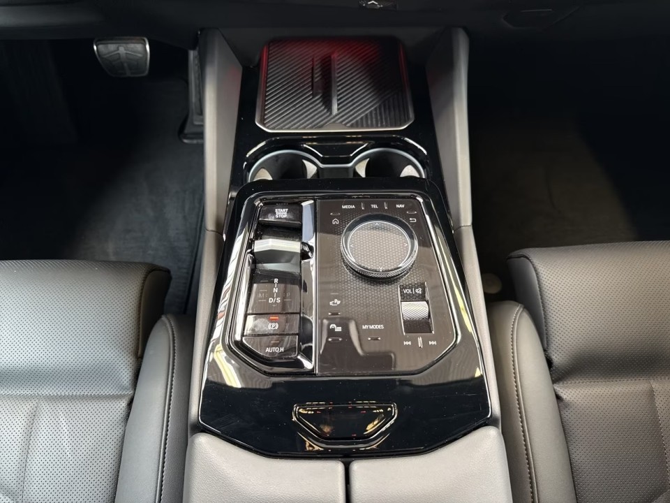 BMW Seria 5 530e M-Sport - foto 9