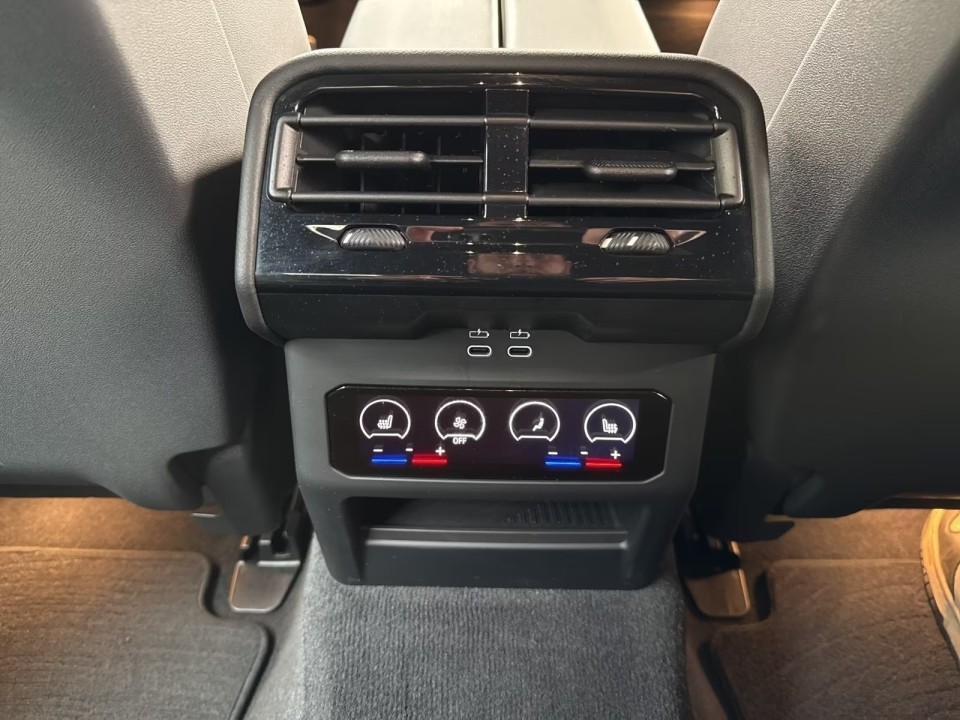 BMW Seria 5 530e M-Sport - foto 10