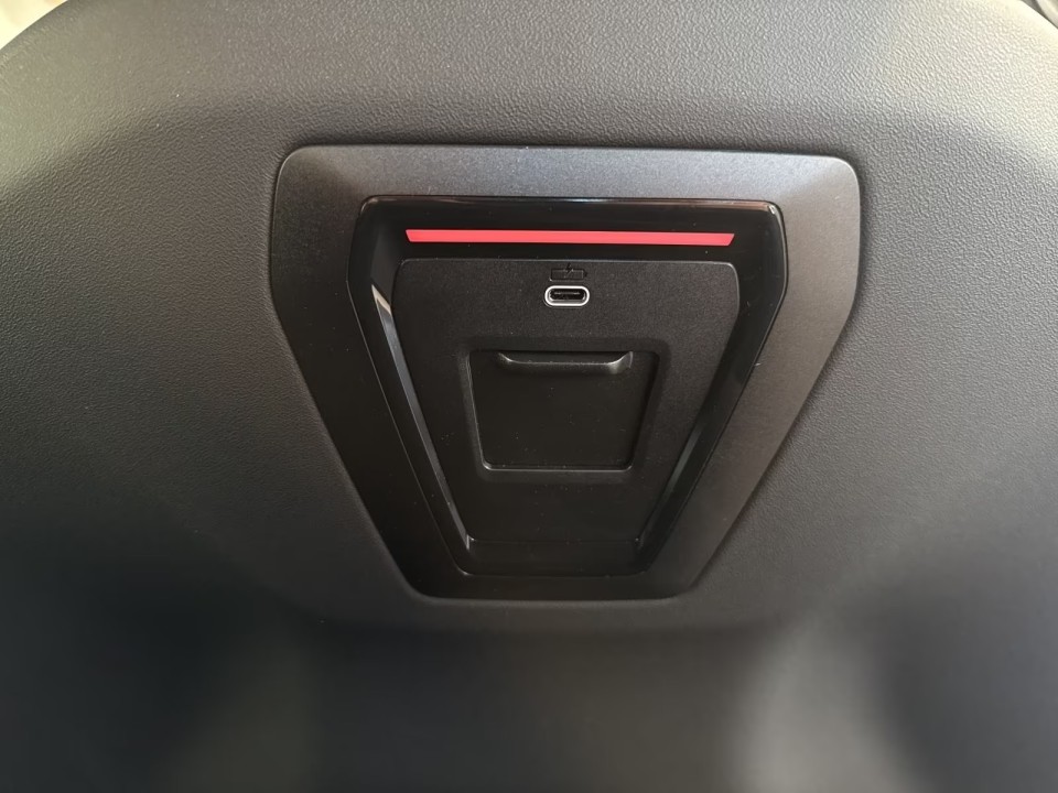 BMW Seria 5 530e M-Sport - foto 15