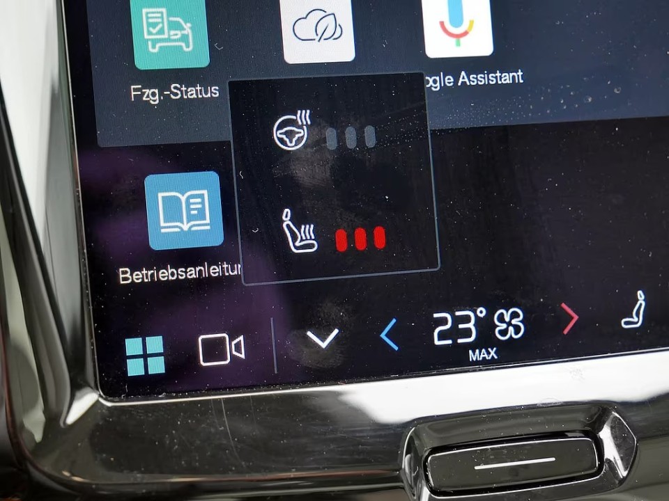 Volvo XC 60 T8 Plus Bright Recharge - foto 18