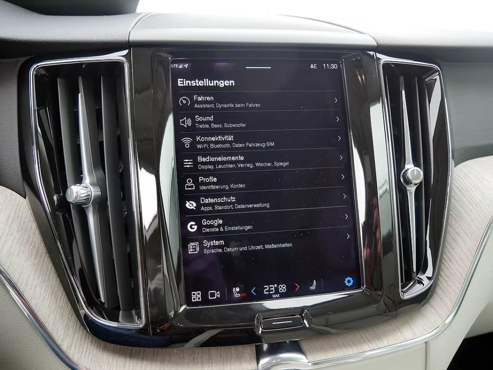 Volvo XC 60 T8 Plus Bright Recharge - foto 14