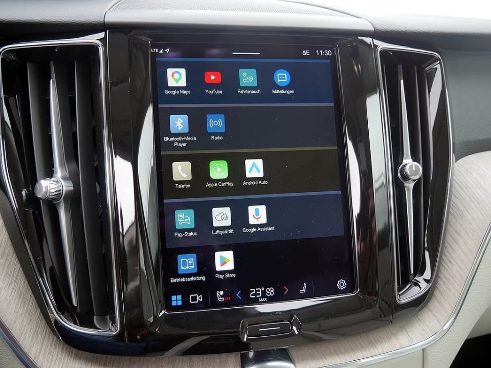 Volvo XC 60 T8 Plus Bright Recharge - foto 17