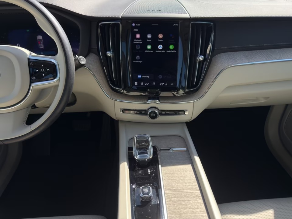 Volvo XC 60 T8 Ultimate Bright - foto 11