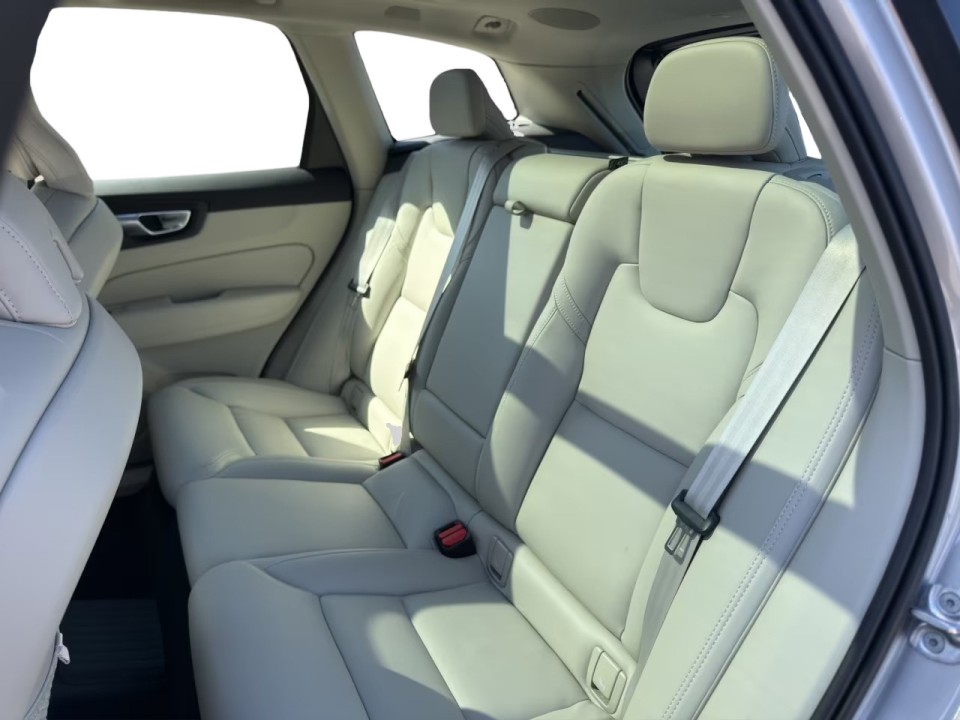 Volvo XC 60 T8 Ultimate Bright - foto 8