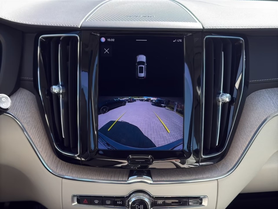 Volvo XC 60 T8 Ultimate Bright - foto 17