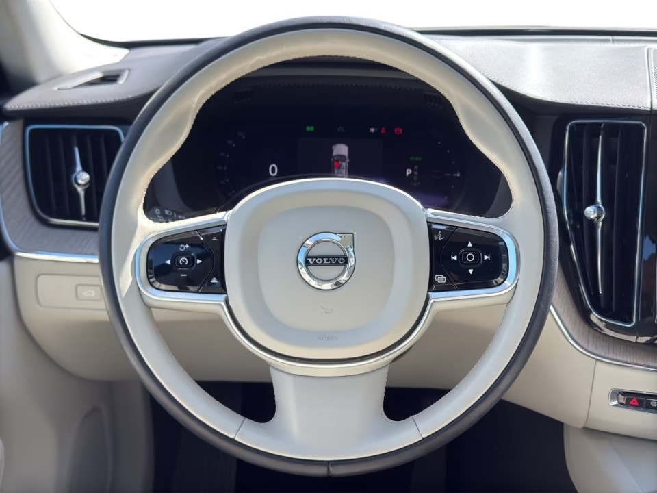 Volvo XC 60 T8 Ultimate Bright - foto 12