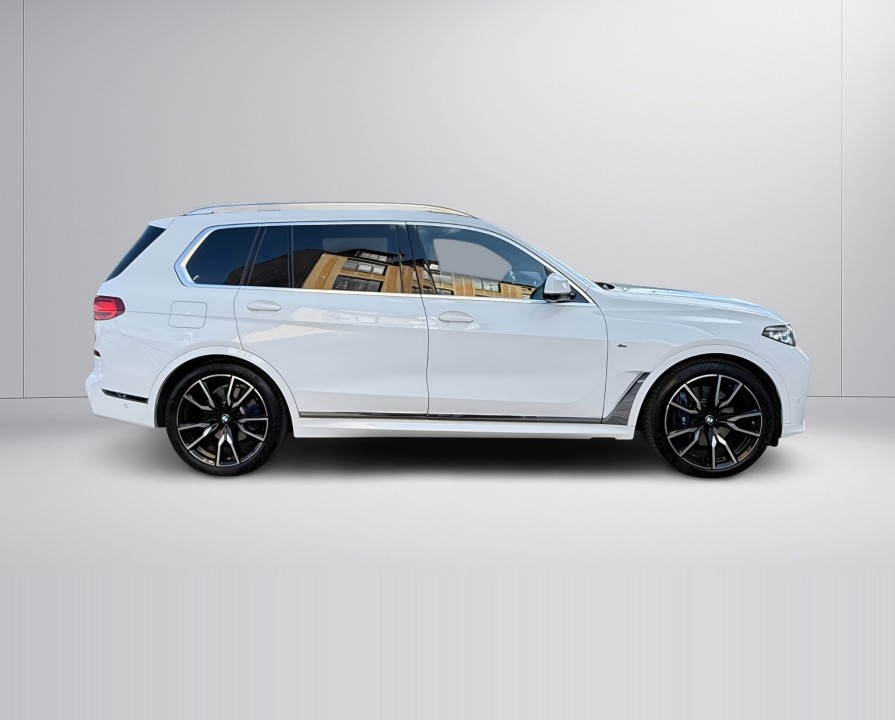 BMW X7 xDrive40d M-Sport (2)