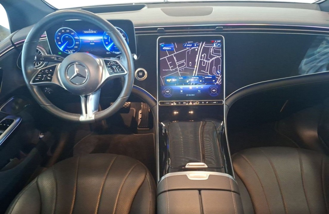 Mercedes-Benz EQE 350 - foto 10