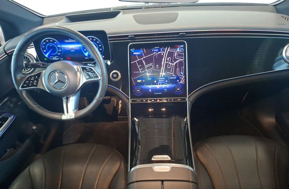Mercedes-Benz EQE 350 - foto 9