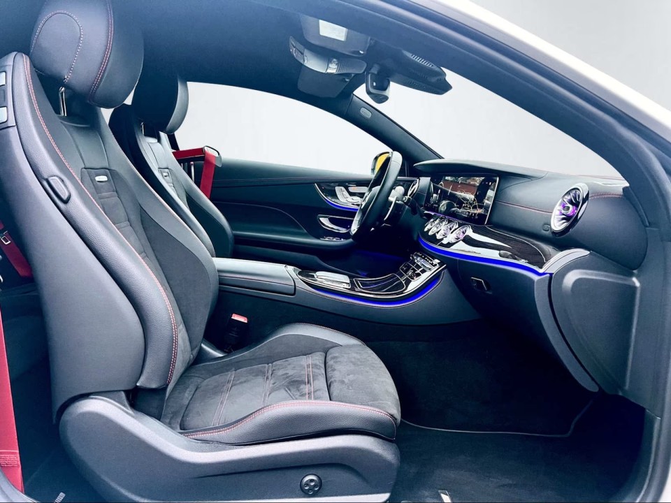 Mercedes-Benz E 53 AMG 4MATIC - foto 16