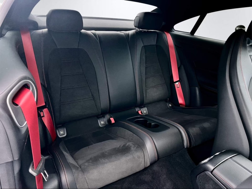 Mercedes-Benz E 53 AMG 4MATIC - foto 26