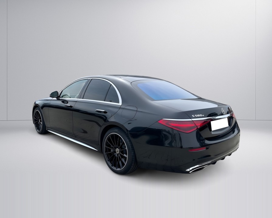 Mercedes-Benz S 580e 4MATIC (4)