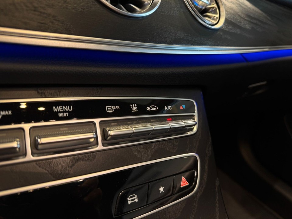 Mercedes-Benz E 53 AMG 4MATIC+ Coupé - foto 18