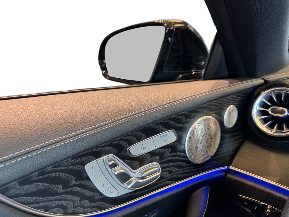 Mercedes-Benz E 53 AMG 4MATIC+ Coupé - foto 24