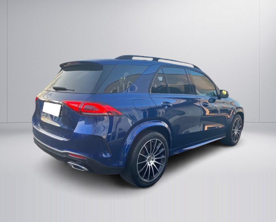 Mercedes-Benz GLE 350de 4MATIC AMG (3)
