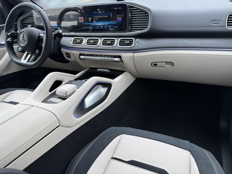 Mercedes-Benz GLE 53 AMG 4MATIC+ - foto 12