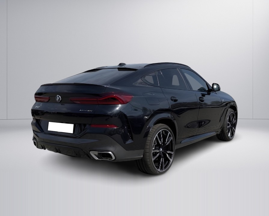 BMW X6 xDrive40i M-Sport (2)