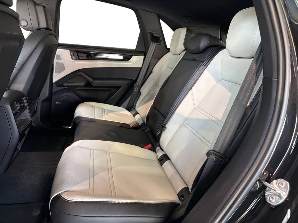 Porsche Cayenne E-Hybrid - foto 8