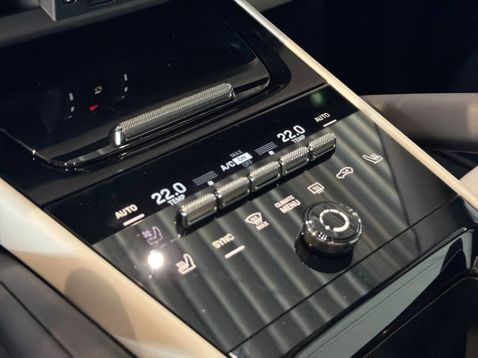 Porsche Cayenne E-Hybrid - foto 15
