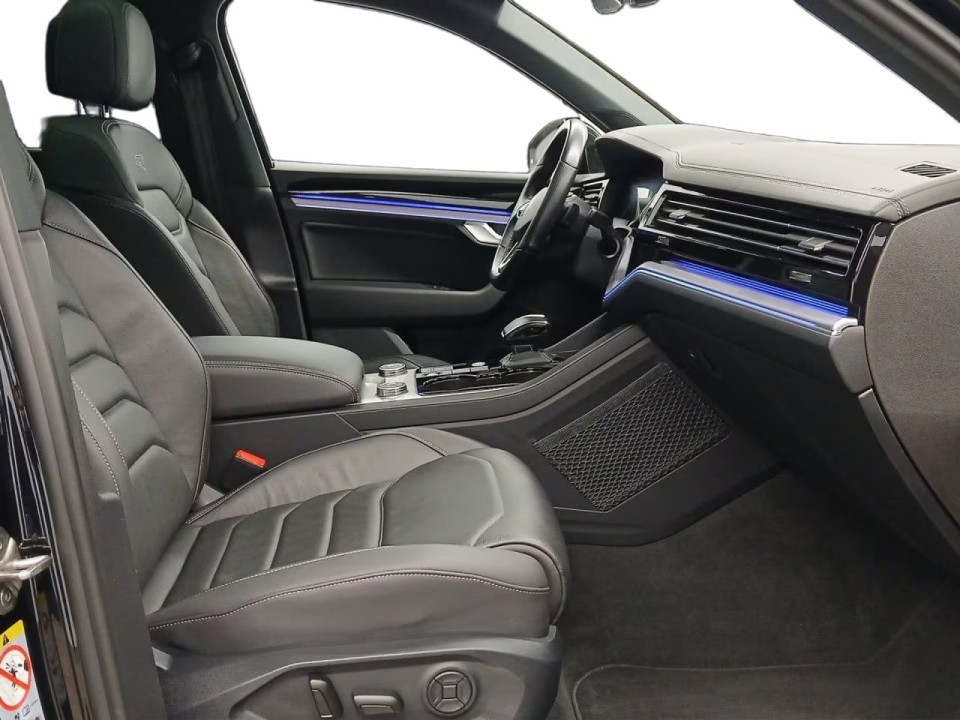 Volkswagen Touareg R-Line - foto 11