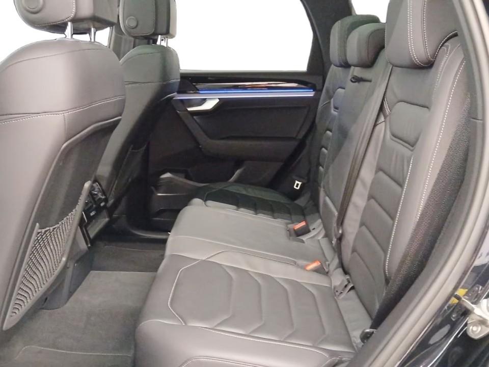 Volkswagen Touareg R-Line - foto 17