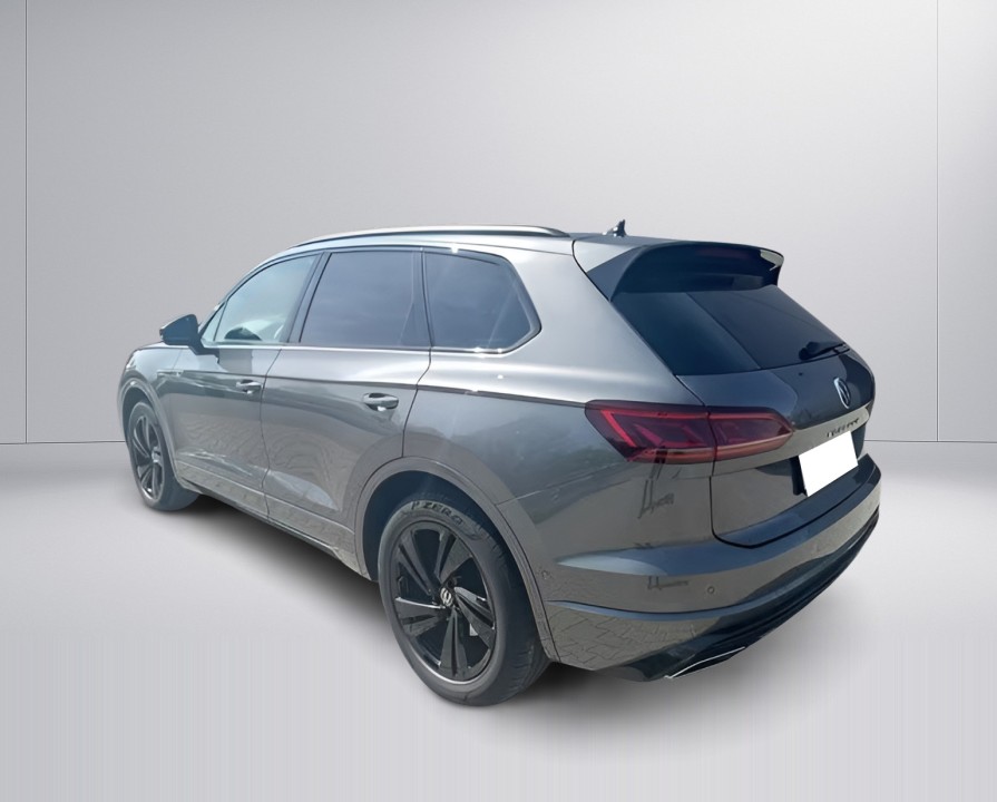 Volkswagen Touareg 3.0 TDI 4Motion R-Line (3)