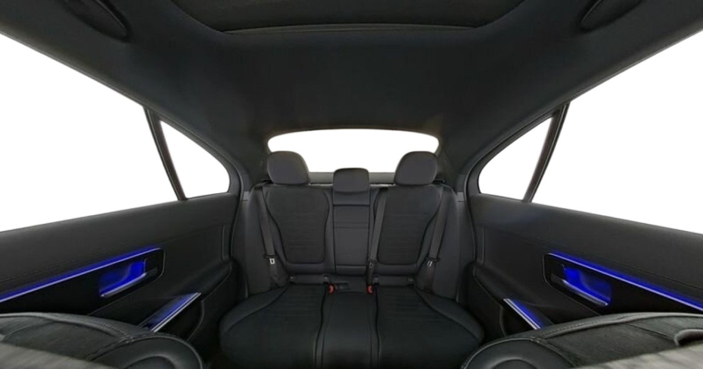 Mercedes-Benz C 300e - foto 12