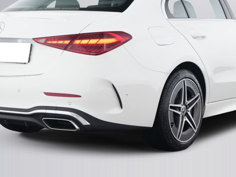 Mercedes-Benz C 300e - foto 14
