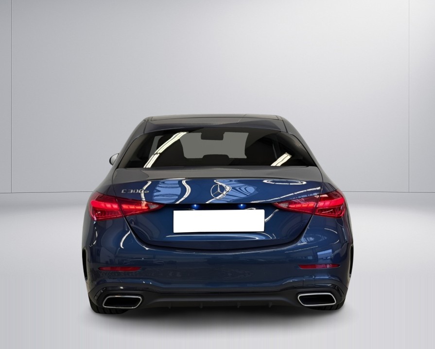 Mercedes-Benz C 300e (4)