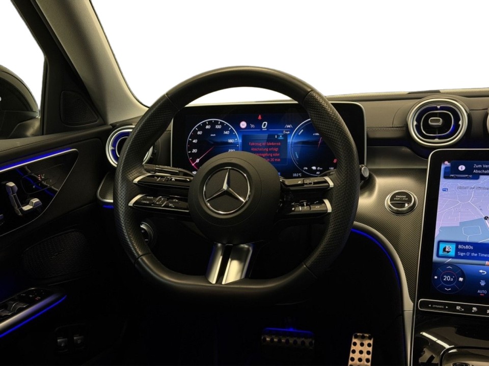 Mercedes-Benz C 300e - foto 12