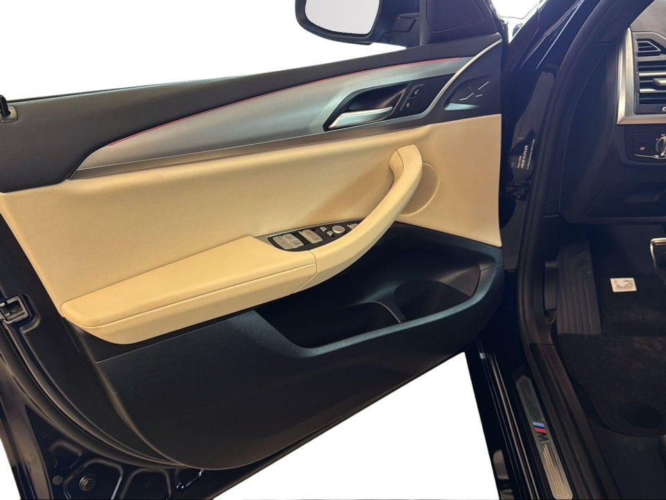 BMW X4 xDrive20i - foto 13