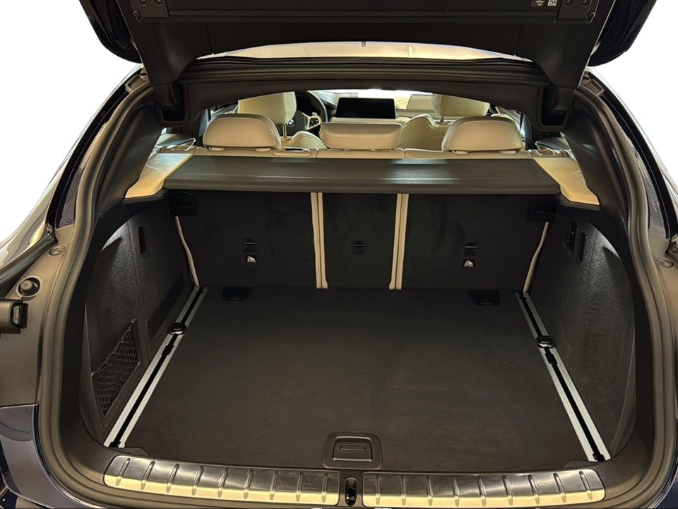 BMW X4 xDrive20i - foto 15