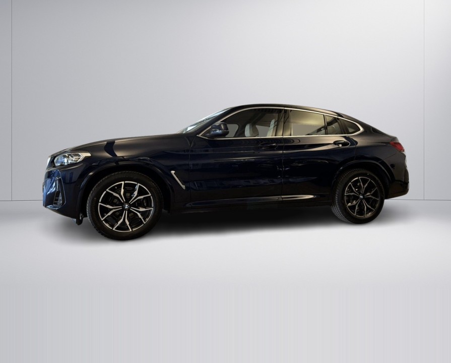 BMW X4 xDrive20i (2)