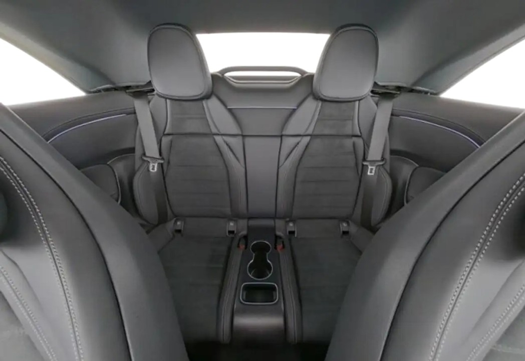 Mercedes-Benz CLE 200 4MATIC AMG - foto 7