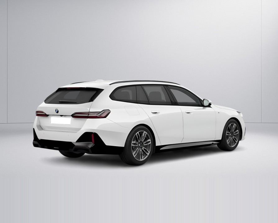 BMW Seria 5 520d M-Sport (2)