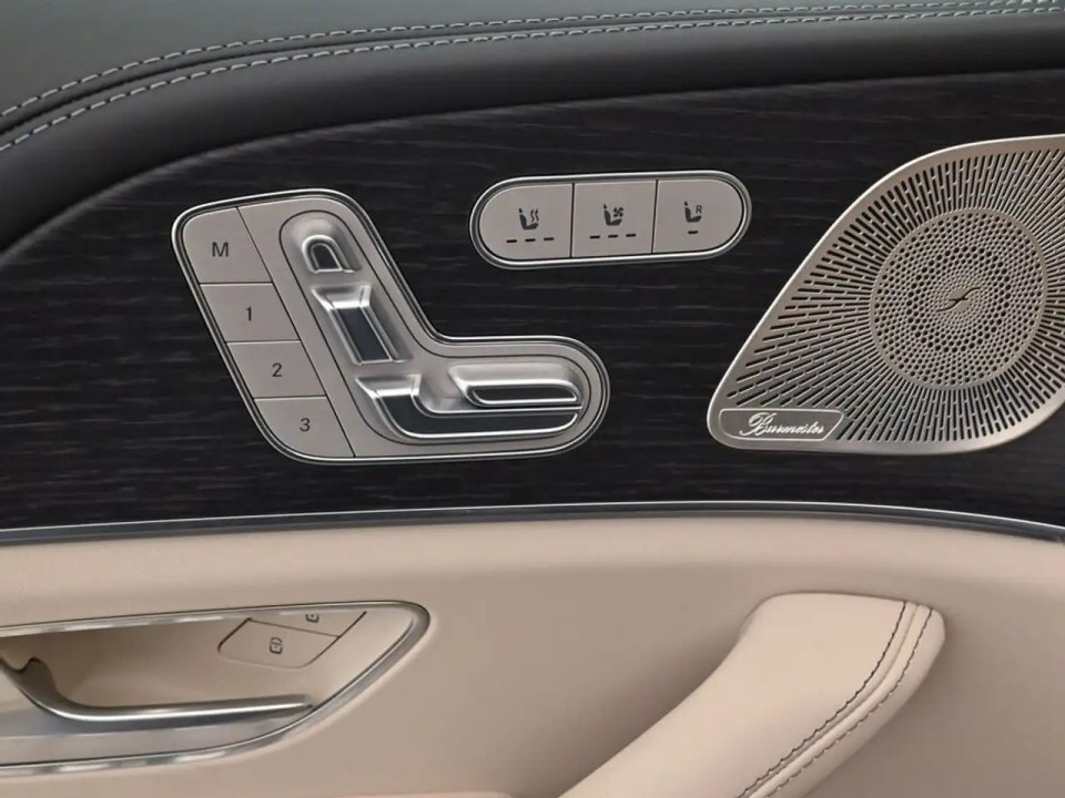 Mercedes-Benz GLE 53 AMG 4MATIC+ - foto 13