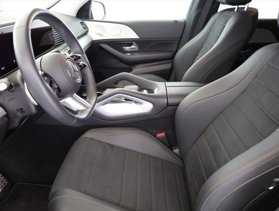 Mercedes-Benz GLE Coupé 300d 4MATIC AMG - foto 7