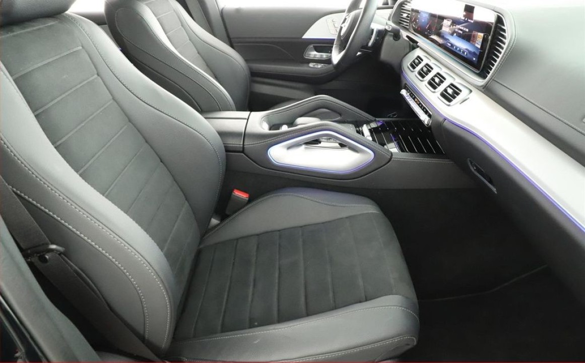 Mercedes-Benz GLE Coupé 300d 4MATIC AMG - foto 10