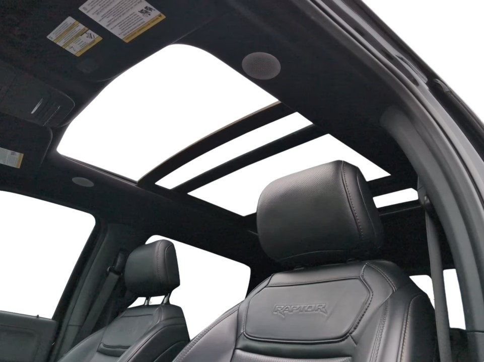 Ford F150 Raptor - foto 12