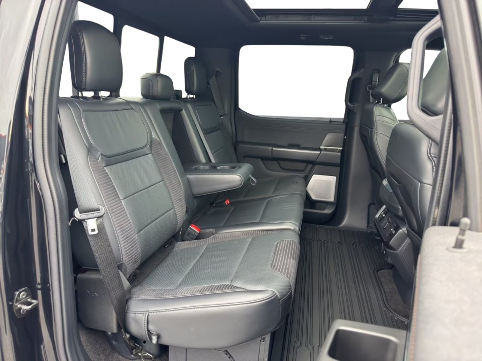 Ford F150 Raptor - foto 13