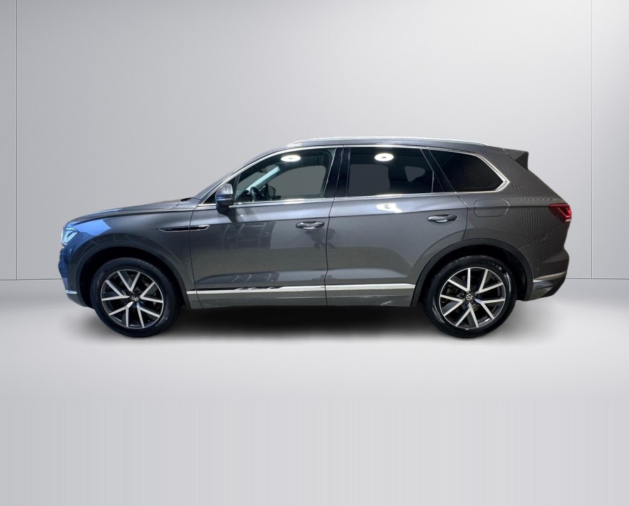 Volkswagen Touareg - foto 6