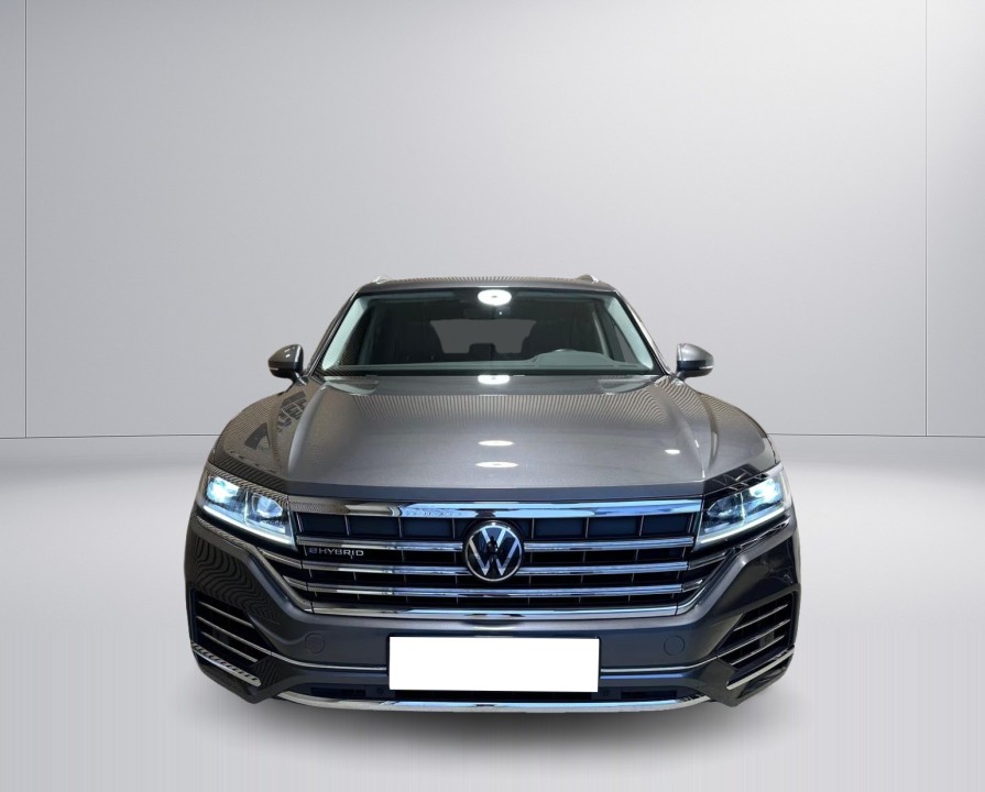 Volkswagen Touareg (2)